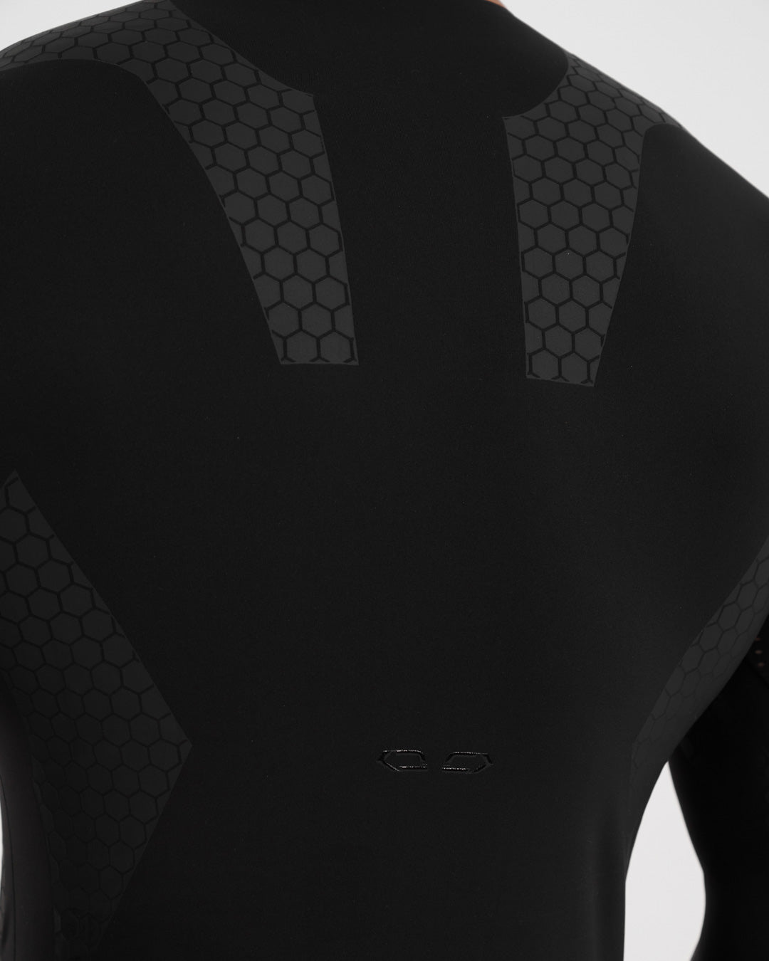 Apex Muscle Mirroring™ Long Sleeve Compression Top - Black