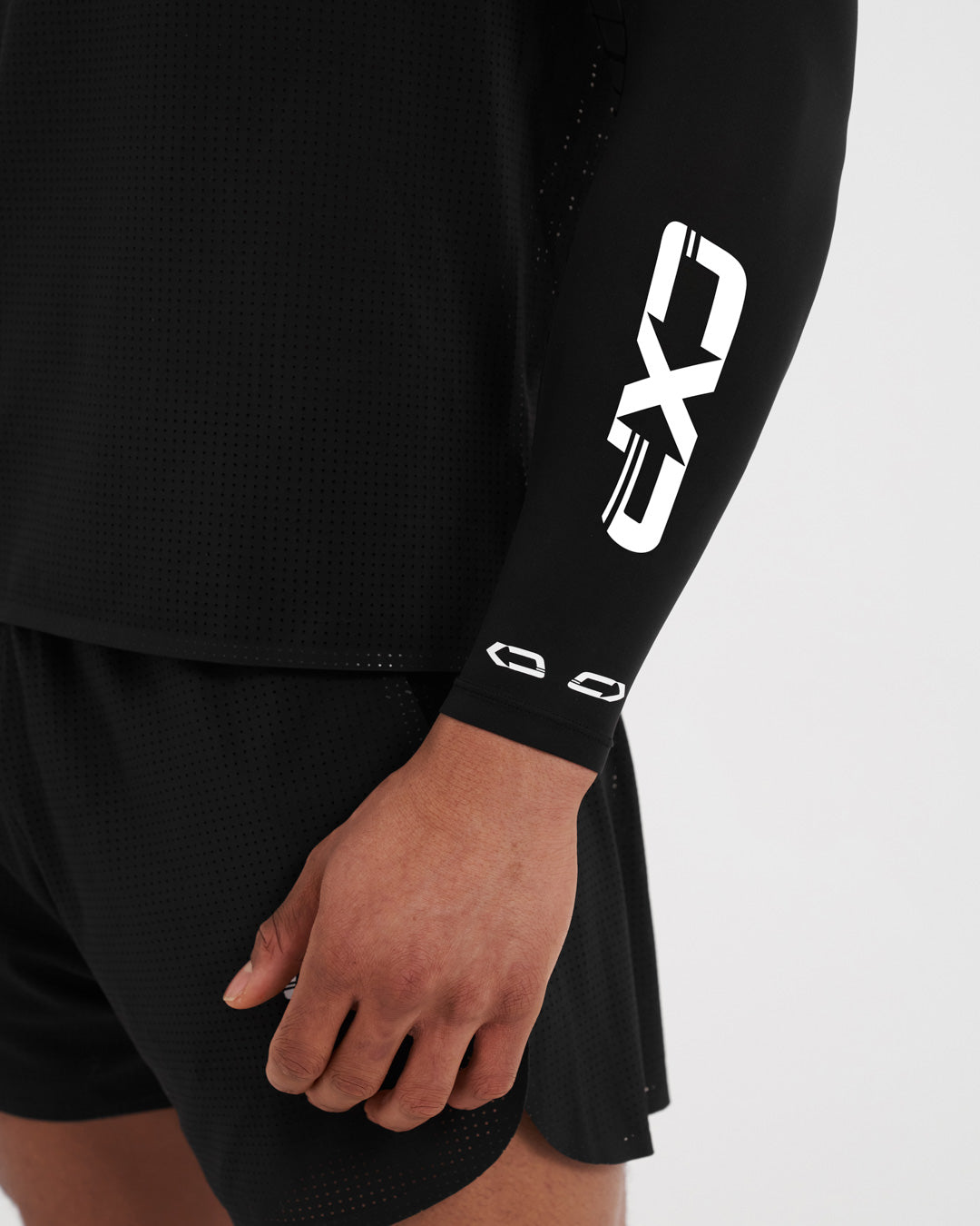 Apex Muscle Mirroring™ Compression Arm Sleeve - Black