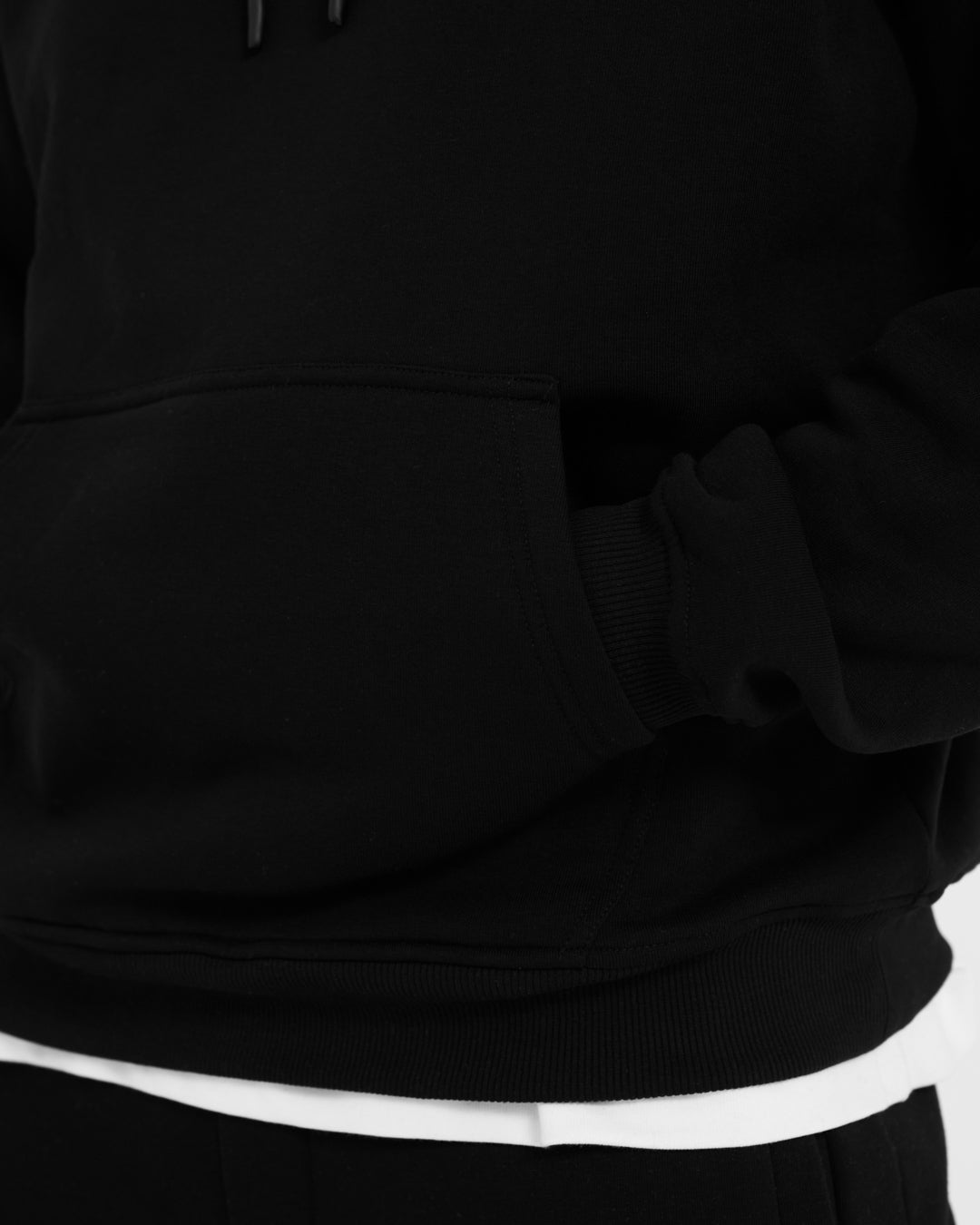 Form Hoodie - Black